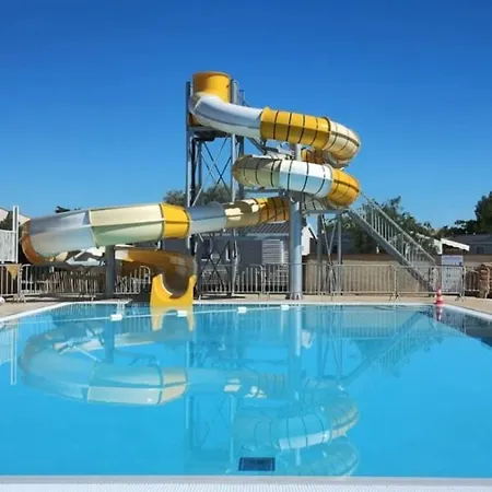 Zecamping 4 Etoiles Dog Friendly Piscine Chauffee A 3km De La 4*