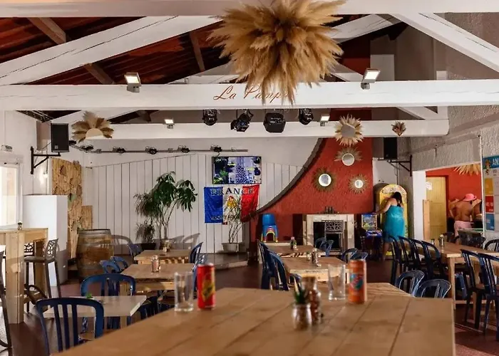 Zecamping 4 Etoiles Dog Friendly Piscine Chauffee A 3km De La Saint-Cyprien